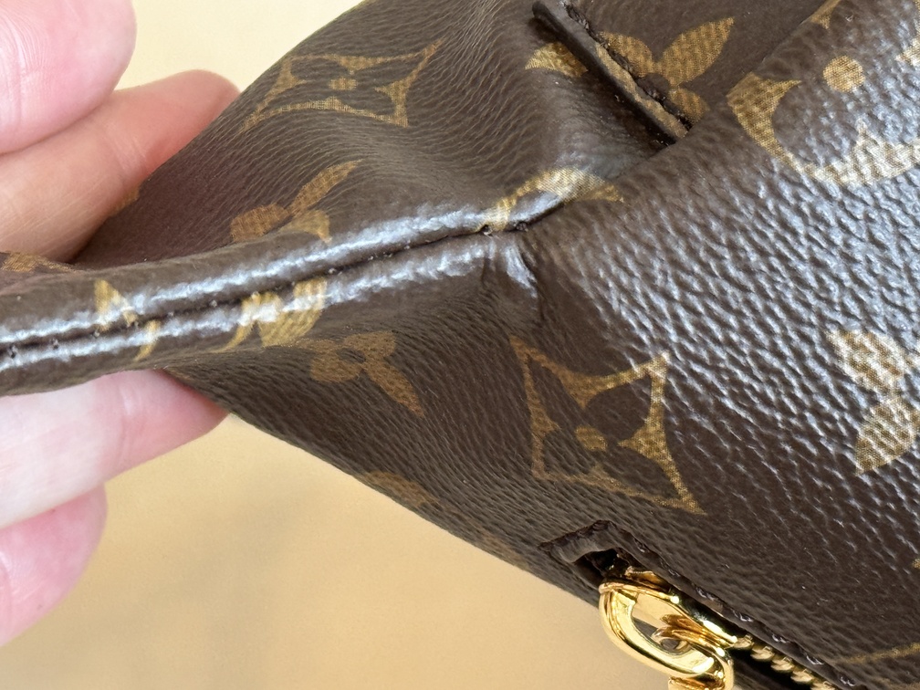 100% Original Louis Vuitton Bumbag Monogram M43644 Preloved 100% Original Louis Vuitton Bumbag Monogram M43644 Preloved